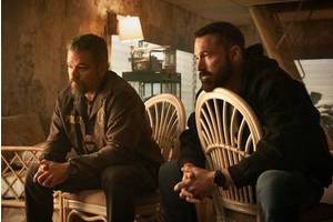 Matt Damon & Ben Affleck Reunite (& Look Deadly Serious) In First Image For Netflix Crime Thriller RIP