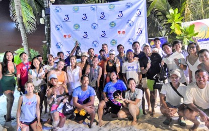 <p>A group photo of the organizers and participants of the Boracay Beach Games held last week in Malay, Aklan. <em> (Contributed photo) </em></p>