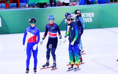 <p><strong>HOPEFUL</strong>. Filipino-American speed skater Peter Groseclose (left) during a practice session in the Winter Youth Olympic Games in Gangwon, South Korea on Friday (Jan. 19, 2024.) He will compete in the 1,500 meters short track event on Saturday. <em>(Photo courtesy of @championiceskating)</em></p>