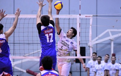 Bulldogs survive Chiefs in V-League Collegiate Challenge opener
