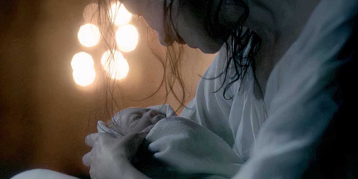 Claire Herself Could Be The Answer To Outlander Season 7's Biggest Mystery