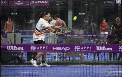 <p><strong>RISING STAR.</strong> Filipino lawyer Jessica Agra goes for a return during the women's pro final of the Asia Pacific Padel Tour Phuket Open in Thailand on May 12, 2024. She is now No. 2 in the latest APPT rankings released Monday (May 20). <em>(Photo courtesy of GO'Fruit)</em></p>