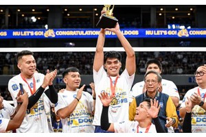 NU spikers claim fourth straight UAAP men's title