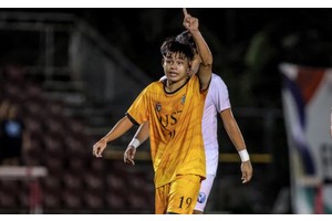 Baito's free kicks saves UST; UP routs UE