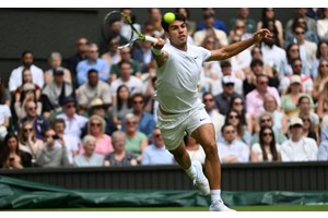 Reigning champ Alcaraz advances to Wimbledon 2nd round