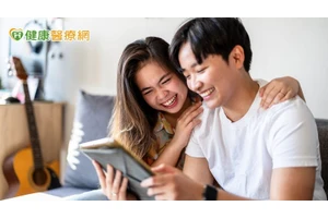 幸福的伴侶平日會做「這5件事」　心理師：簡單但多數人都忽略