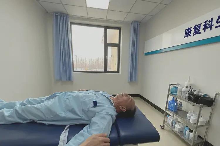 黑龙江鹤岗康复科看颈肩痛要多少钱(图4)