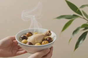 迎风流泪可以喝板栗鸡汤吗