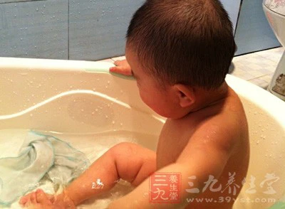 养生常识 这样洗澡真的易引发猝死吗-第1张图片-就爱百科