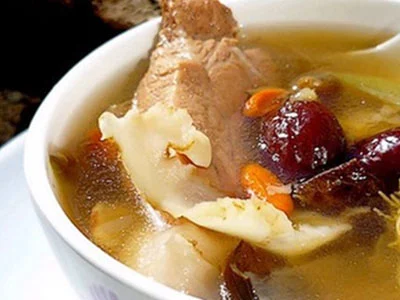 秋季阴气渐生长 推荐四款养生汤-第2张图片-就爱百科 秋季阴气渐生长 推荐四款养生汤-第2张图片-就爱百科