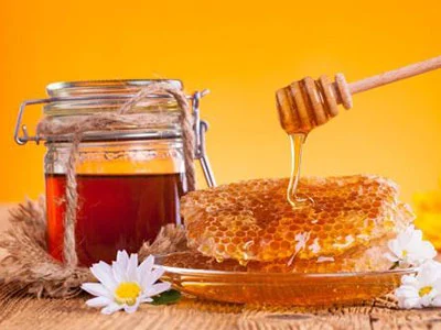 深秋时节食“生蜂蜜” 老年人和婴幼儿要警惕“中毒”-第1张图片-就爱百科