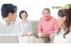 研究：七分之一人從未了解家族病史　心理師教你「這樣開口」揪出遺傳病風險！