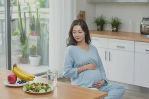 孕妇脚上有湿疹不管它会自己自愈吗