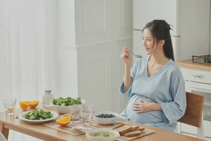 产妇大腿容易长湿疹能靠自己自愈吗