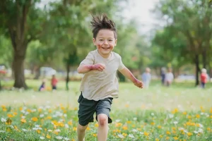 小儿全身有湿疹不管它会自己好吗