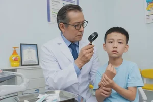 孩子手臂上偶尔长湿疹能够彻底治愈吗