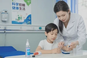 小孩早上血糖7点4是糖尿病吗