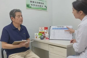 中老年人晚餐血糖20.2是糖尿病吗