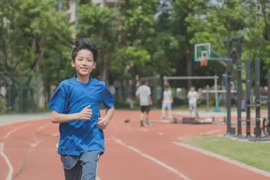 中学生全身经常起湿疹能靠自己自愈吗