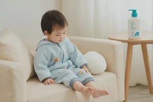 小儿大腿上容易长湿疹不管它会自己好吗