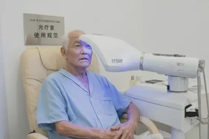 老人肚子出现湿疹可不可以彻底自愈