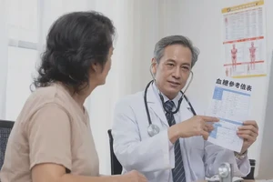 小孩睡前血糖14.9是怎么回事