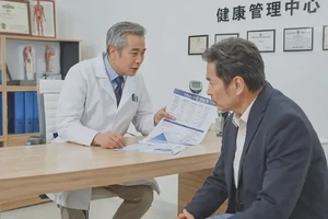 男性中午血糖12.7是糖尿病吗