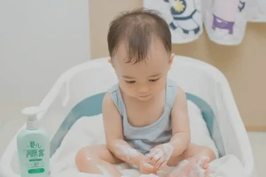 宝宝小腿出湿疹可不可以根治