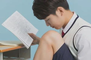 中学生小腿有湿疹不管它会自己痊愈吗