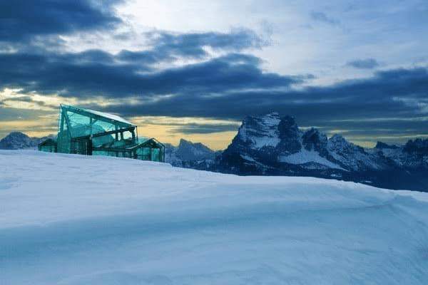 肚子疼是宫颈癌早期吗，肚子疼是宫颈癌早期吗女性
