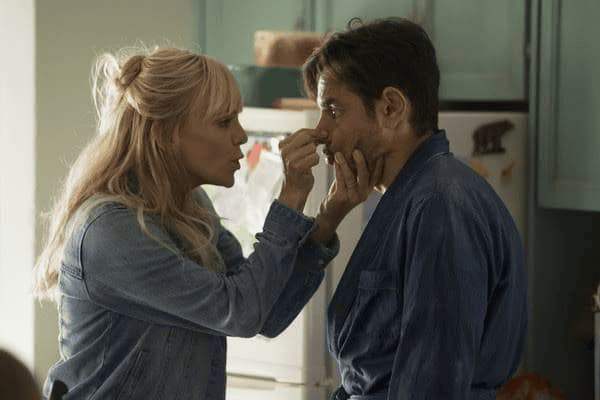 婴儿不停哭闹怎么回事，婴儿不停哭闹怎么回事儿