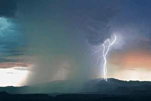 女生来大姨妈可以喝感冒药吗，女生来大姨妈可以喝感冒药吗