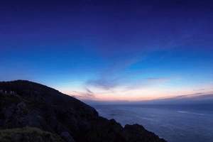 人脸上为什么会出黑星子，人脸上为什么会出黑星子呢